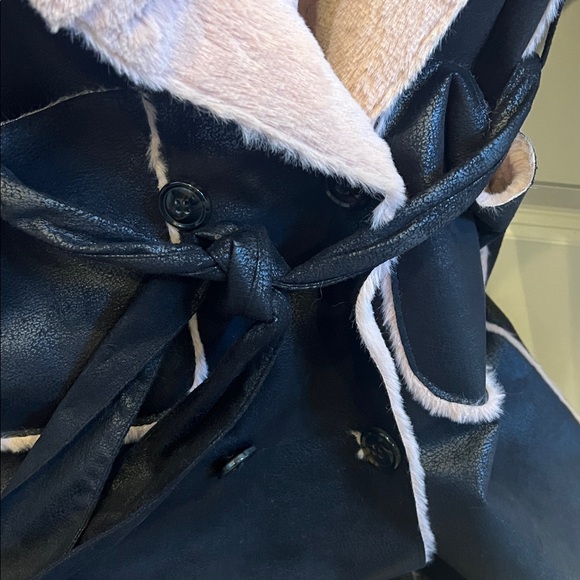 VENUS Black & Pink Faux Fur Lined Belted Coat - Picture 7 of 9